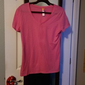 Lucy pink v neck tee size large